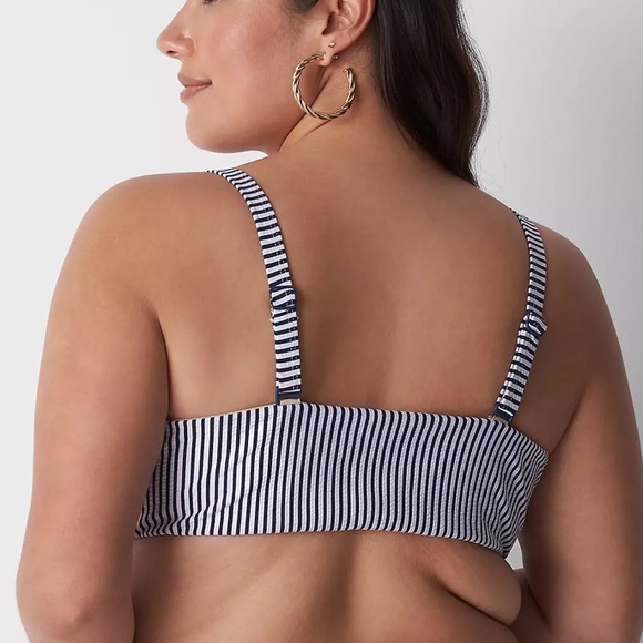 New! Cacique Underwire Seersucker Swim Bikini Top 42D Maritime Blue Seersucker - Picture 3 of 9